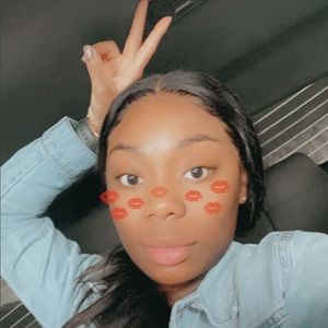 Meet your Posher, Champaigne